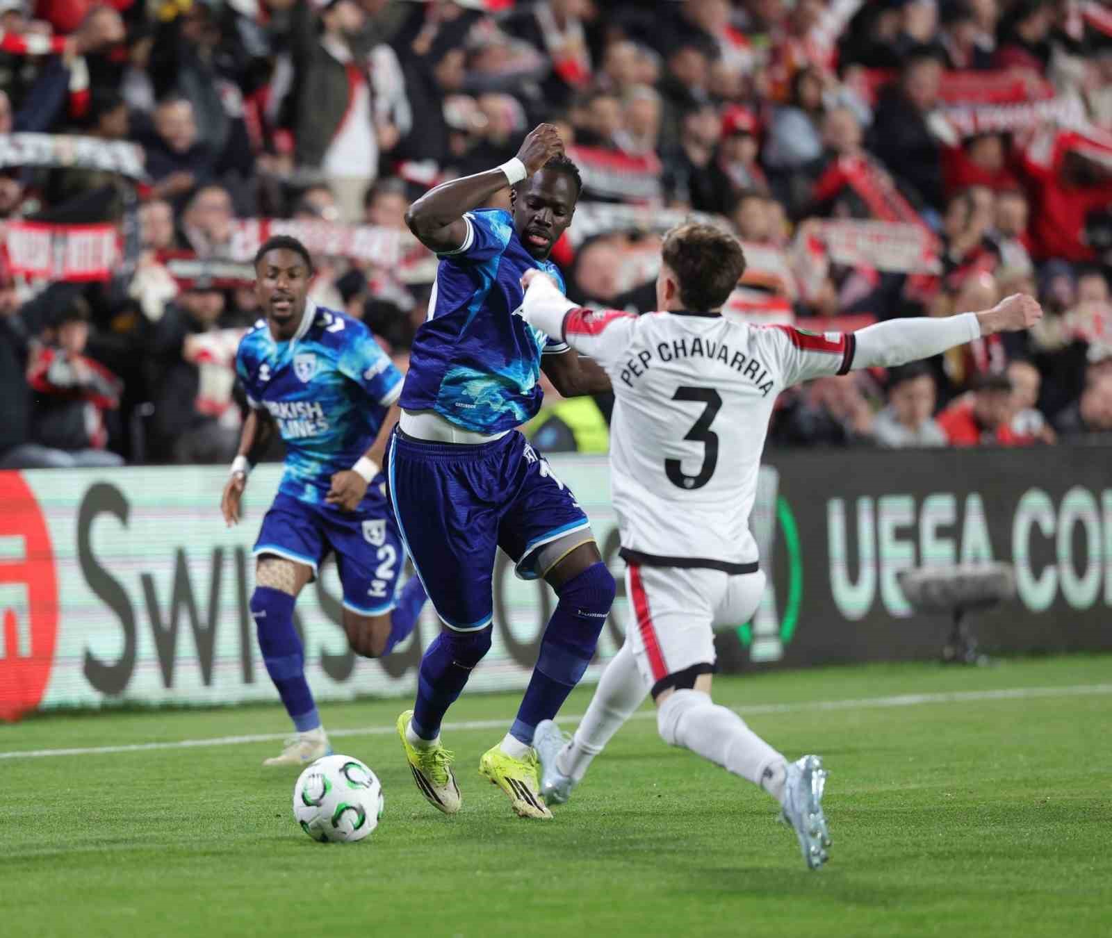 UEFA Konferans Ligi: Rayo Vallecano: 0 - Samsunspor: 0 (İlk yarı)