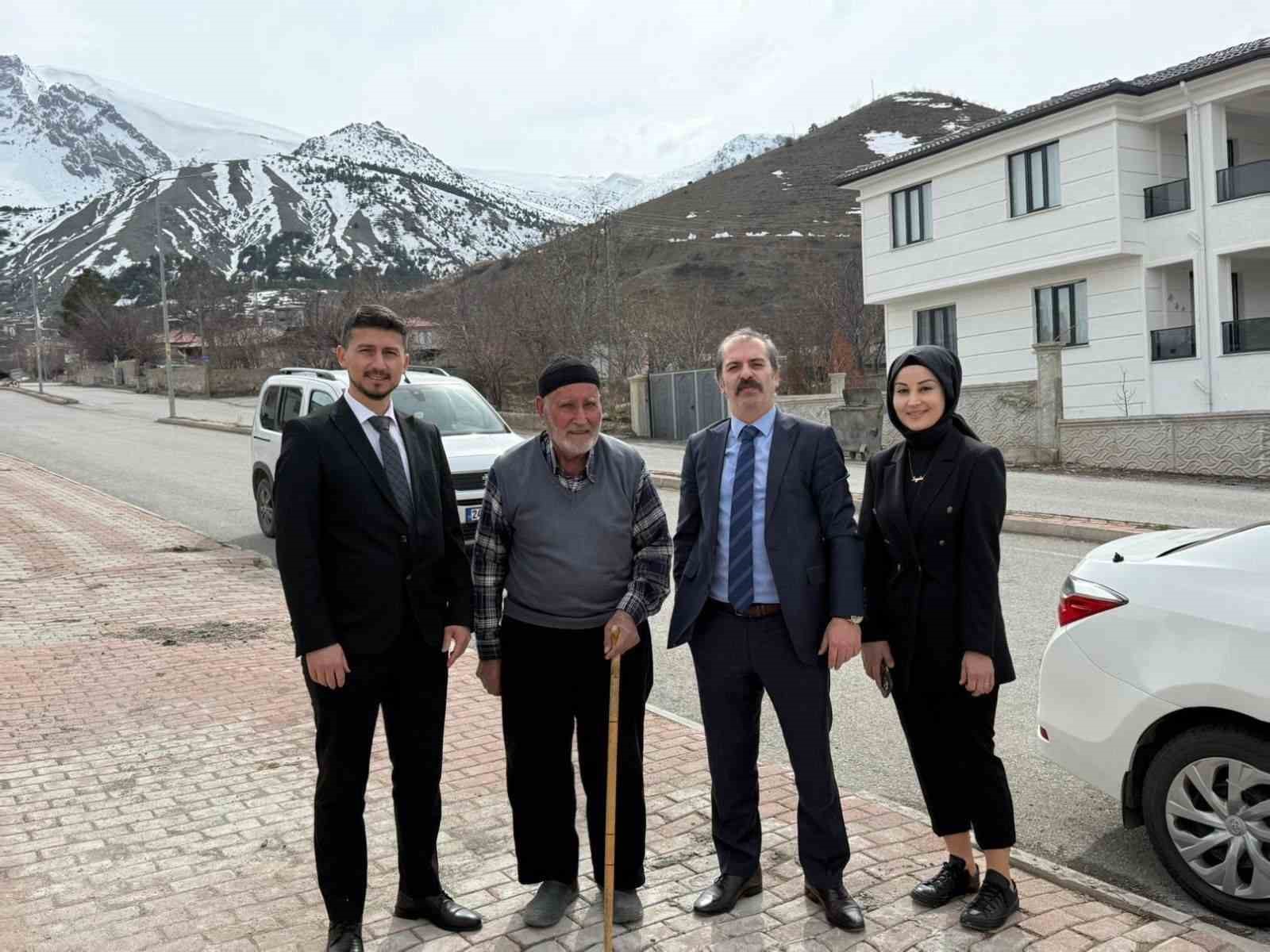 Erzincan Emniyetinden şehit ve gazi ailelerine bayram ziyareti