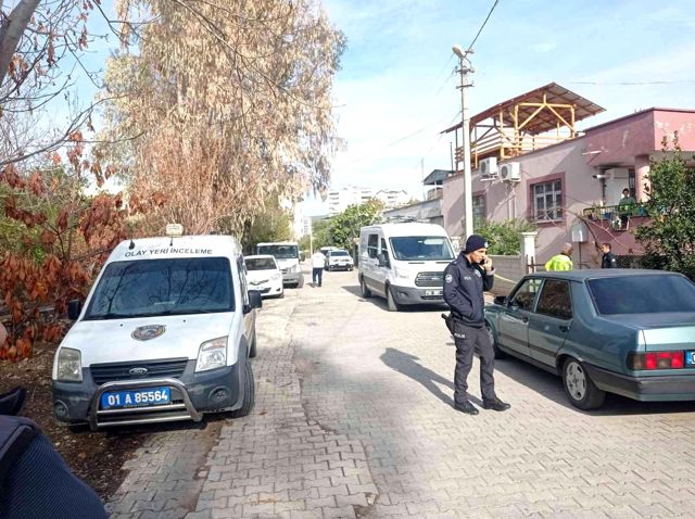 Adana'da tüyler ürperten cinayet! Eve baskın yapan maskeli kişiler misafiri öldürdü