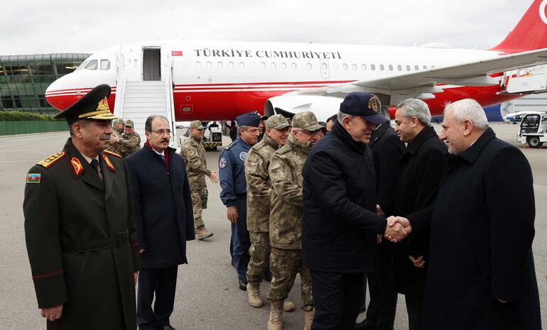 Bakan Akar beraberindeki TSK komuta kademesi ile Azerbaycan'da