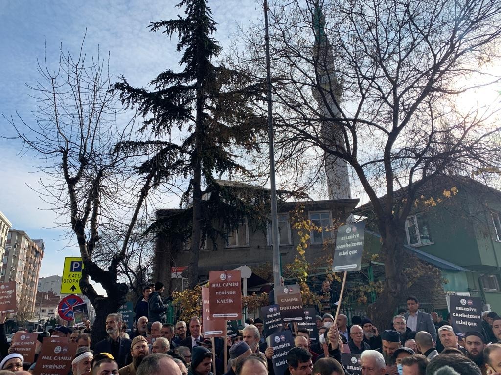 Hal Camii yıkım kararına tepkiler büyüyor