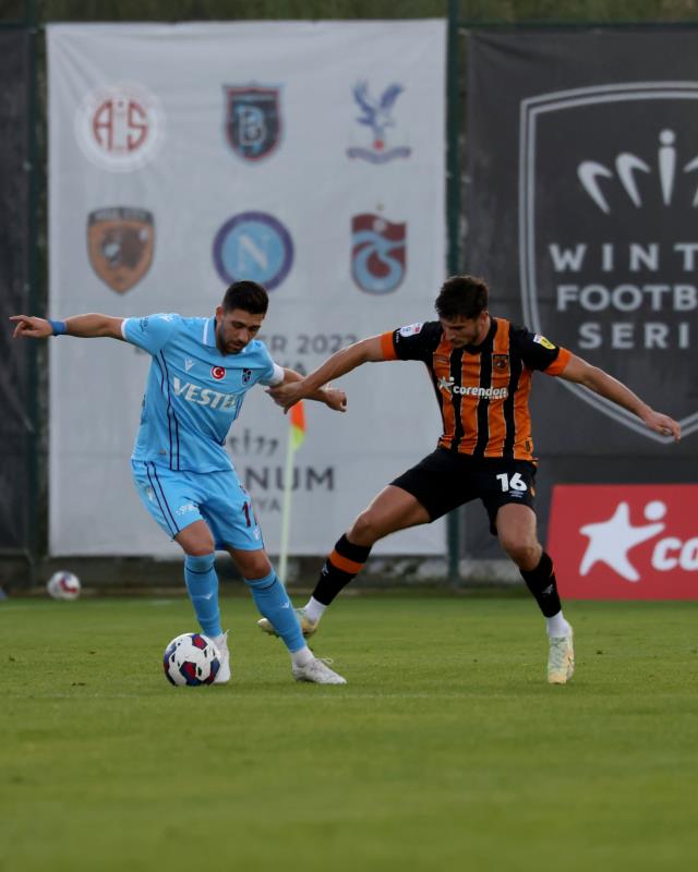 Eski Fenerli boş geçmedi! Acun Ilıcalı'nın takımı Hull City, Trabzonspor ile berabere kaldı