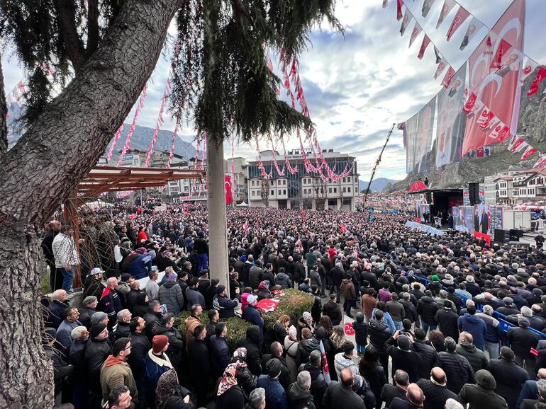 Bahçeli: Cumhurbaşkanı Erdoğan'ın adaylığı meşrudur, hukukidir