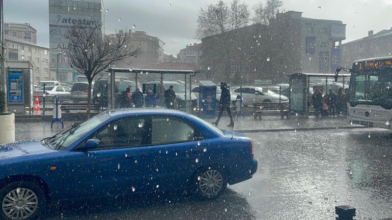 Tekirdağ'da dolu etkili oldu