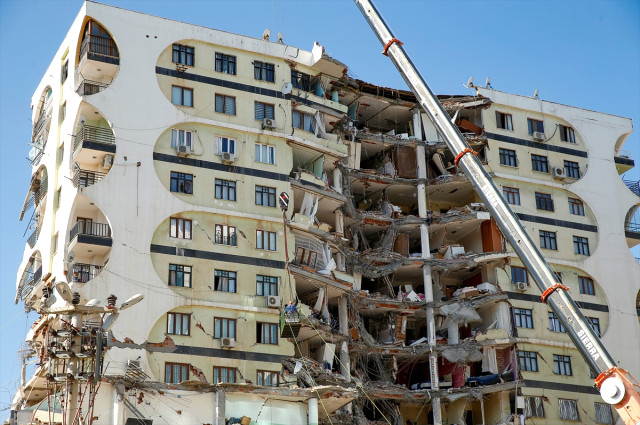 89 kişiye mezar olan Galeria Sitesi soruşturmasında tanık konuştu: Yüzme havuzunun olduğu yerde hiç kolon yoktu