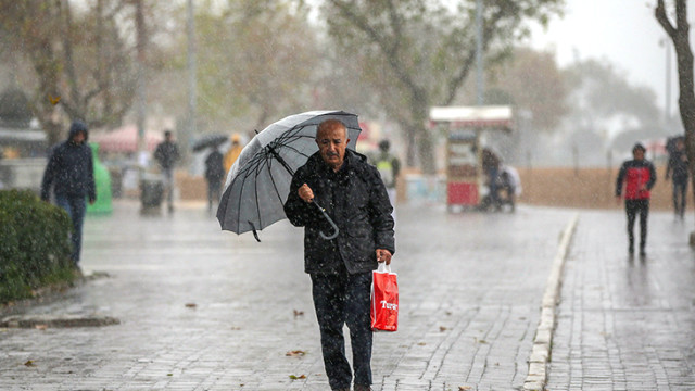 Meteoroloji bölge bölge uyardı! Yağmur ve fırtına çok şiddetli geliyor