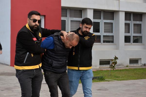 Karısının boğazını keserek öldüren koca, cinayetin sebebini itiraf etti: Aldattığını düşündüm