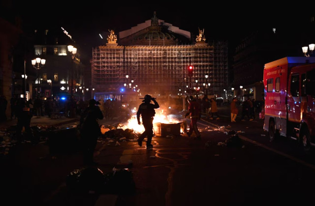 Paris Belediyesi, 243 göstericinin gözaltına alındığı protestolar sonrası kriz masasını topladı