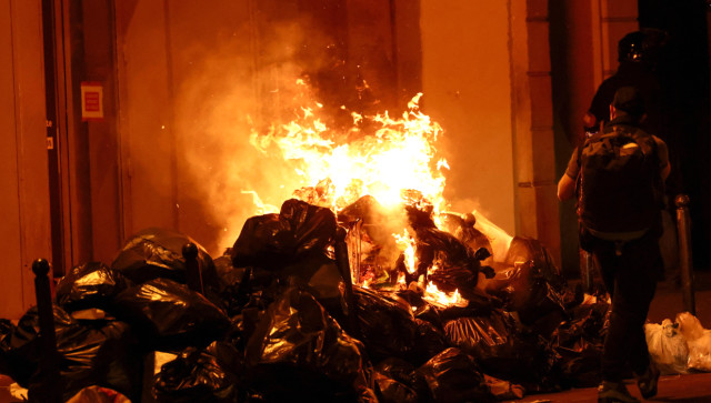 Paris Belediyesi, 243 göstericinin gözaltına alındığı protestolar sonrası kriz masasını topladı