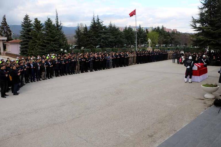 Tokat'ta kalp krizinden hayatını kaybeden polis için tören