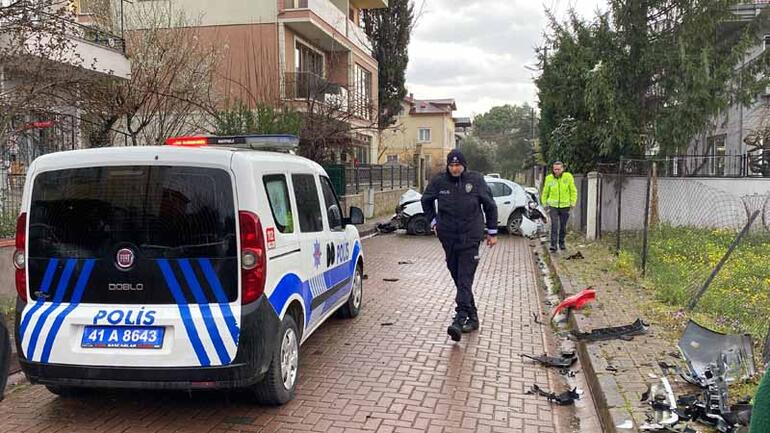 Polisten kaçan sürücü, otomobiliyle kaldırımdaki yayaya çarptı