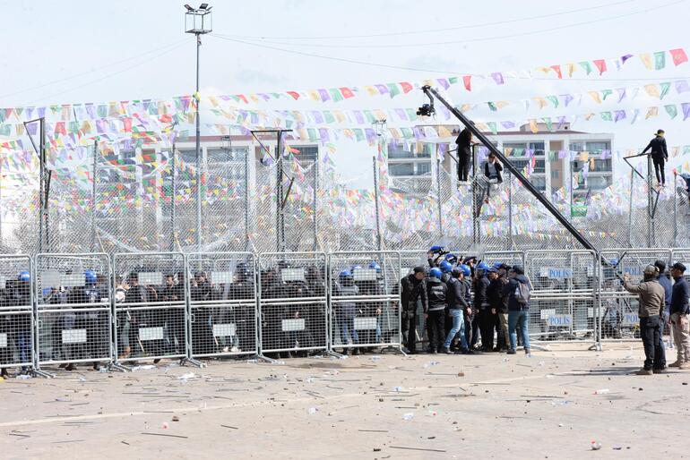 Diyarbakır'daki nevruz etkinliğine soruşturma