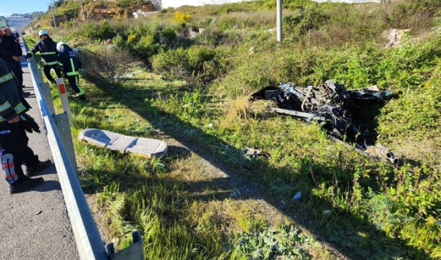 Antalya'da depremzedeleri taşıyan otomobil uçuruma yuvarlandı! 3 ölü, 1 yaralı