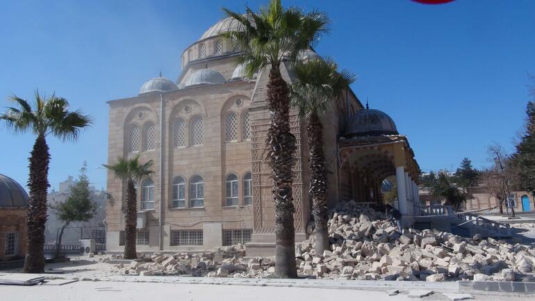 Kilis’te hasarlı minareleri yıkılan camiler, ramazanda ibadete açılacak