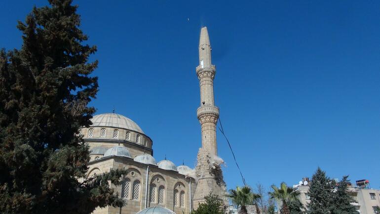 Kilis’te hasarlı minareleri yıkılan camiler, ramazanda ibadete açılacak