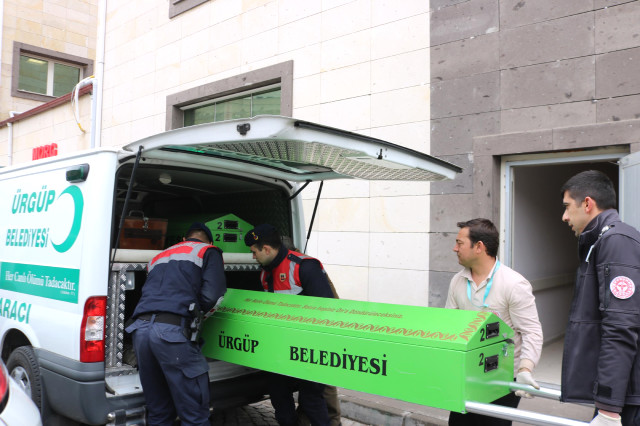 Otel odasında ölü bulunan çiftin karbonmonoksit gazından zehirlendiği tespit edildi