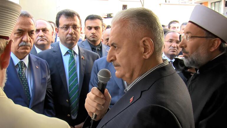 Binali Yıldırım'ın annesi Fahriye Yıldırım son yolculuğuna uğurlandı