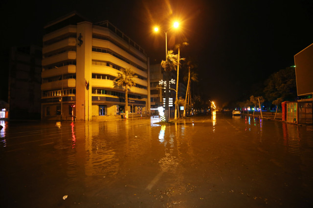 Şanlıurfa ve Adıyaman'dan gelen görüntüler sel felaketinin boyutunu gözler önüne serdi