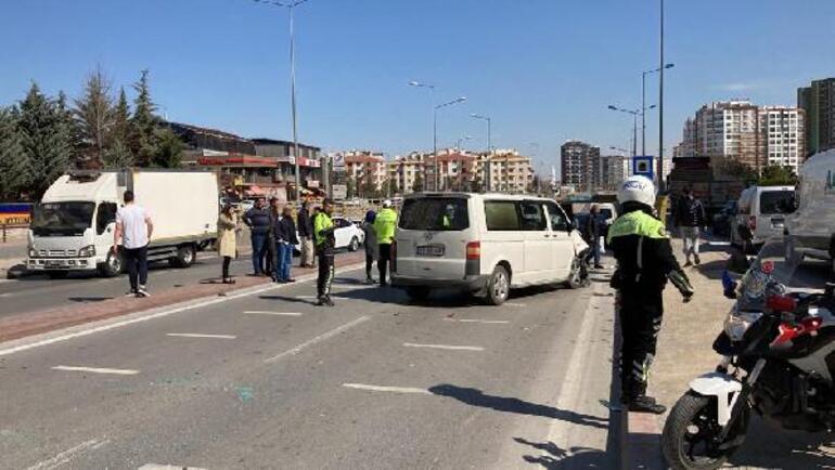 Yolun karşısına geçerken otomobilin çarptığı kadın öldü