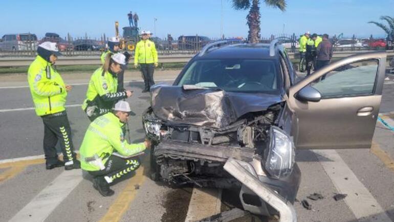 Yolu kaçırınca geri geri gelen sürücünün otomobiline cip çarptı: 1 ölü, 4 yaralı