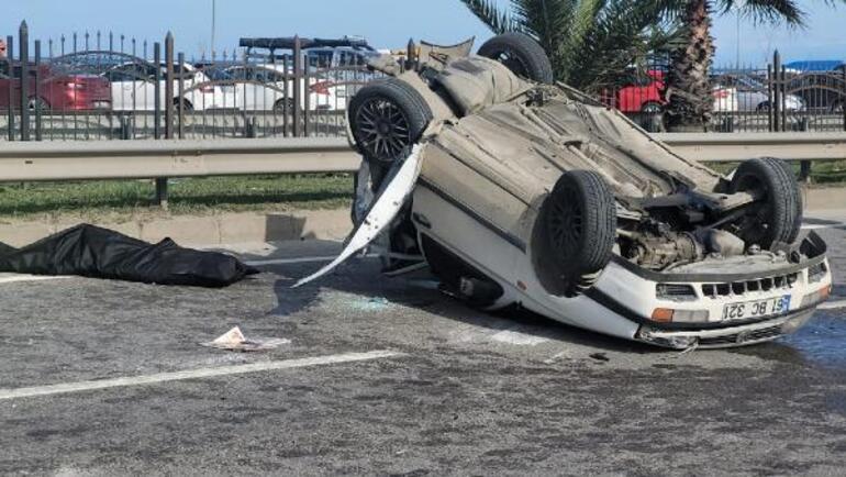 Yolu kaçırınca geri geri gelen sürücünün otomobiline cip çarptı: 1 ölü, 4 yaralı