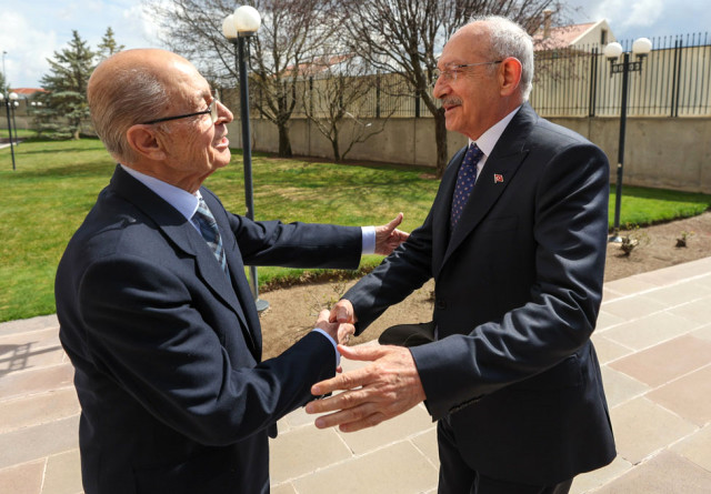 Kemal Kılıçdaroğlu, 10. Cumhurbaşkanı Ahmet Necdet Sezer ile görüştü