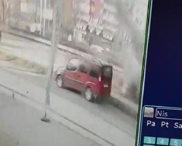 913'er yıl hapisle yargılanan cezaevi aracına bombalı saldırının failleri tahliyelerini istedi