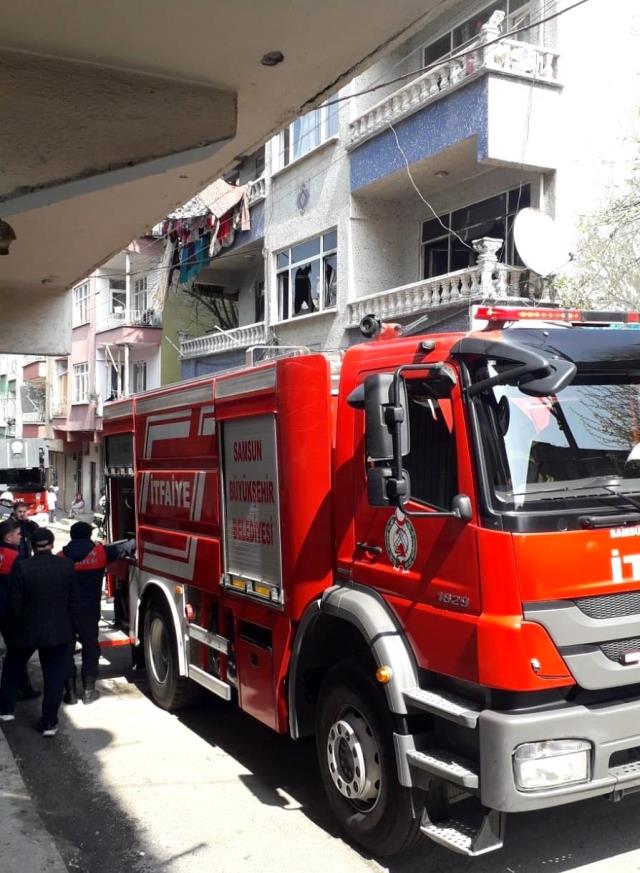 Evde çıkan yangında can pazarı yaşandı: 2'si bebek, 3 ağır yaralı