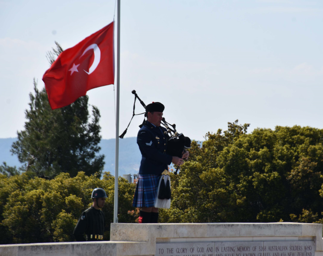 Anzaklar, Gelibolu Yarımadası'nda atalarını andı