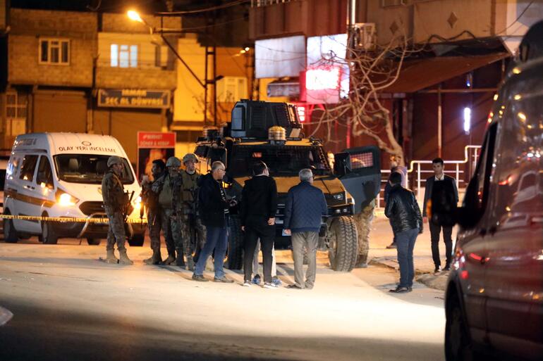 Gaziantep'te husumetli aileler arasında 'çöp atma' kavgası: 1'i polis 2 ölü, 2 yaralı