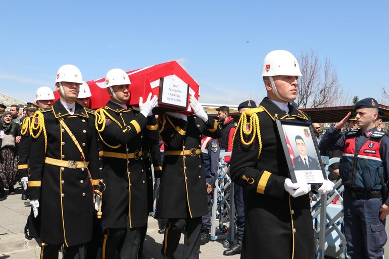 Kaza şehidi astsubay, son yolculuğuna uğurlandı