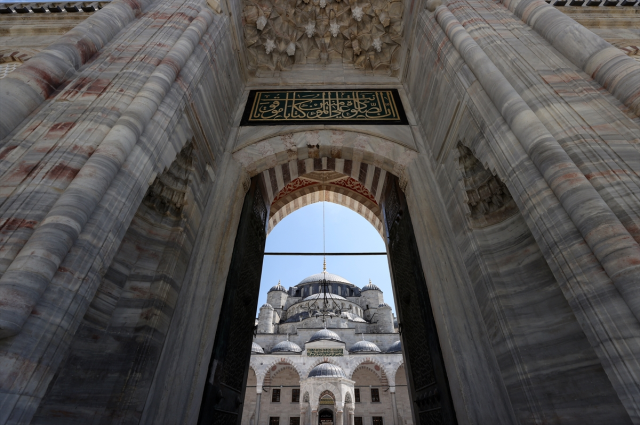 Restorasyonu tamamlandı, Sultanahmet Camii ibadete açılıyor! Son hali havadan görüntülendi