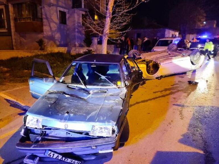 Edirne'de iki otomobil çarpıştı: 1’i ağır 3 yaralı