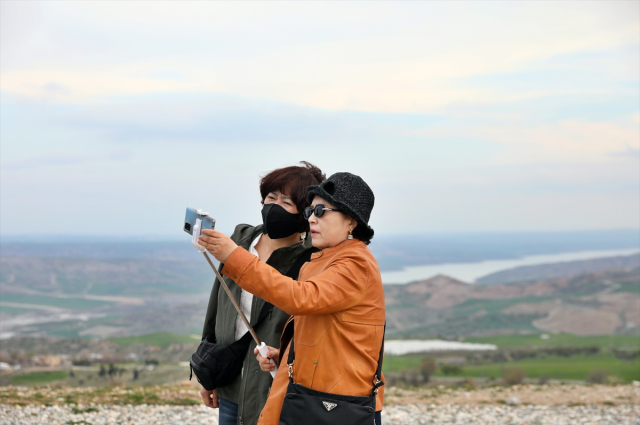 Depremin yıkıp geçtiği Adıyaman'a ilk turist kafilesi geldi!