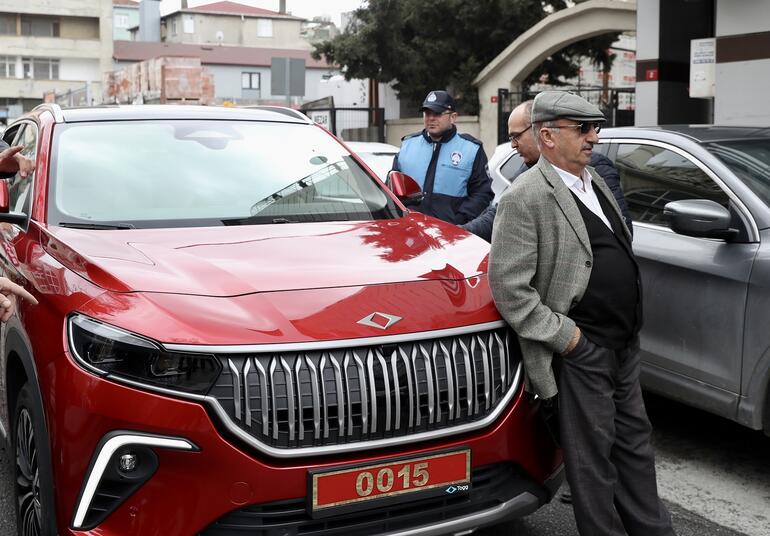 Bakan Varank makam aracı olarak Togg'u kullanmaya başladı