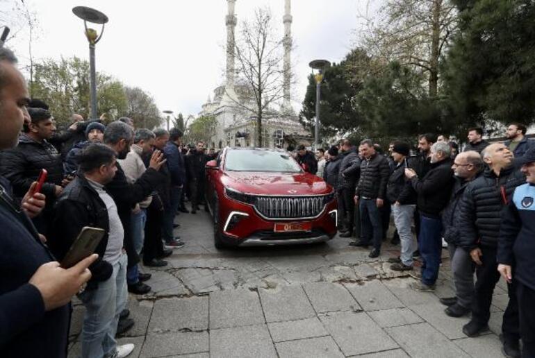 Bakan Varank makam aracı olarak Togg'u kullanmaya başladı