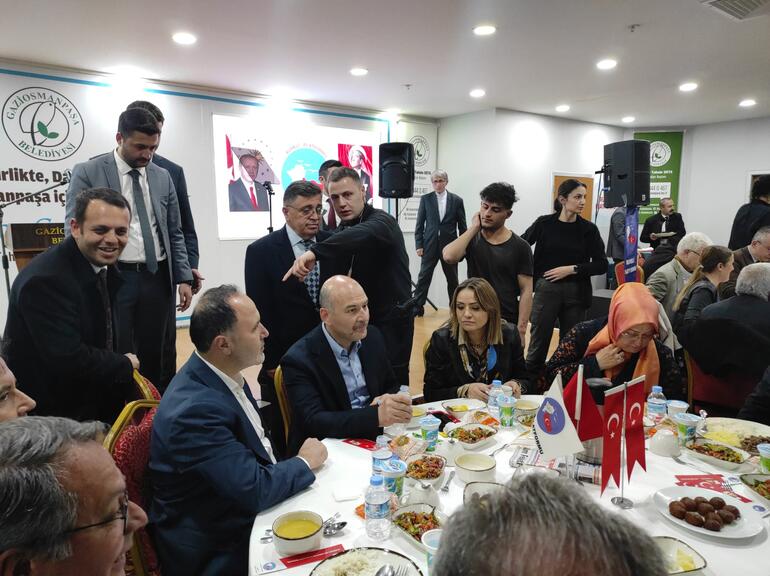 İçişleri Bakanı Soylu, Gaziosmanpaşa Belediyesi ve Rumeli Platformu'nun düzenlediği iftar yemeğine katıldı