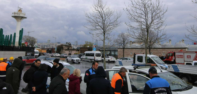 Üsküdar sahilindeki kaçak yapıların yıkımı, mahkeme kararına rağmen engelleniyor