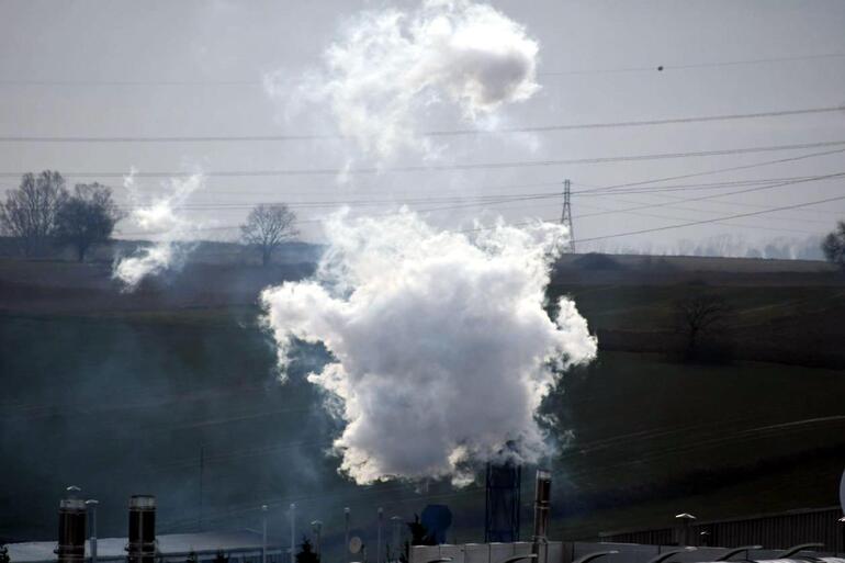 Prof. Dr. Varol: 42 bin kişi hava kirliliğine bağlı hastalıklardan öldü