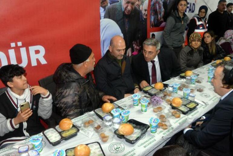 Bakan Soylu: Bir yıl içerisinde çadırdan konteynere, konteynerden de eve geçeceğiz