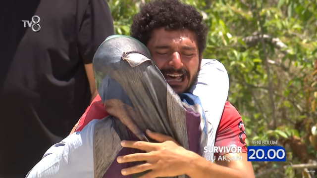 Survivor 2023'te duygusal anlar! Aileleriyle buluşan yarışmacılar, gözyaşlarına boğuldu