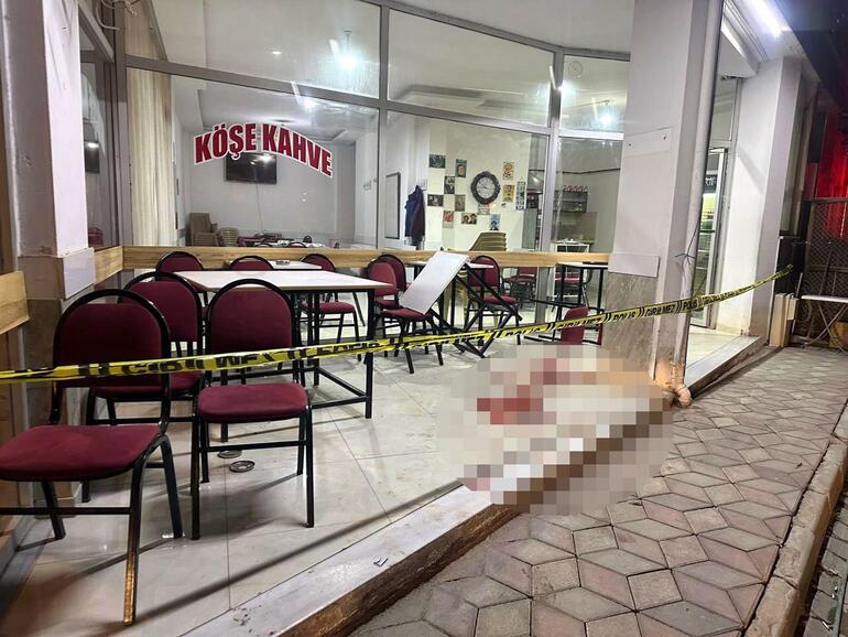 Kahvehanede pompalı saldırının failleri baba-oğul tutuklandı