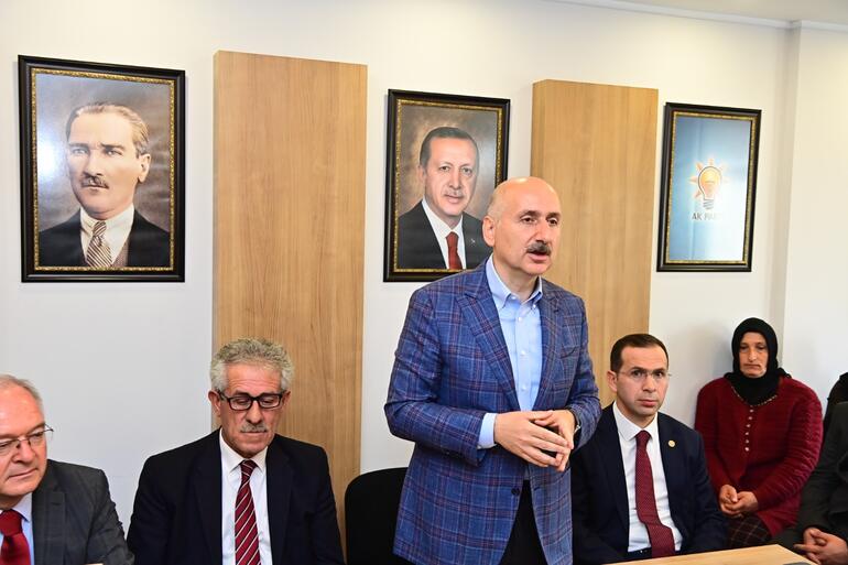 Bakan Karaismailoğlu: Türkiye’de iki şey bitmez; bir AK Parti'nin icraatları, iki CHP’nin yalanları