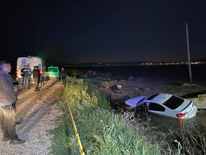 Adana’da otomobil sulama kanalına düştü: 1 ölü, 1 yaralı