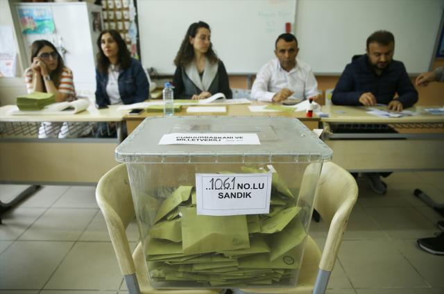 Son Dakika! Türkiye genelinde oy verme işlemi sona erdi