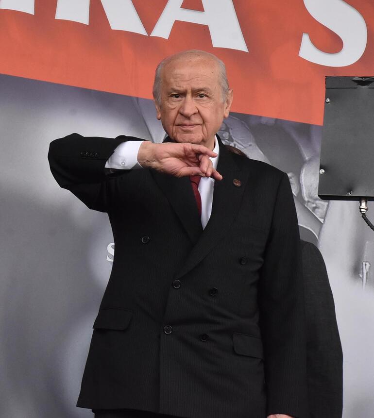 Bahçeli: Askerlerimizi şehit edenler Kılıçdaroğlu'nun yanındadır