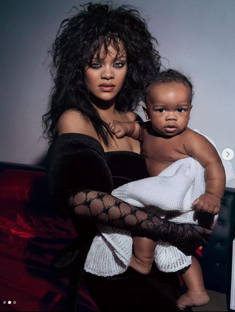 Rihanna, bebeğinin ismini 1 yıl sonra açıkladı