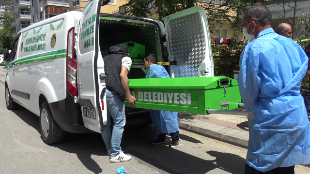 Antalya'da elbise dolabında cesedi bulunan kadının oğlu yakalandı! Cinayeti itiraf etti