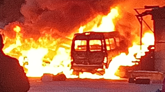 Hatay'da kamyonun kalabalığın arasına dalarak 6 kişinin ölümüne neden olduğu kazadan ilk görüntüler