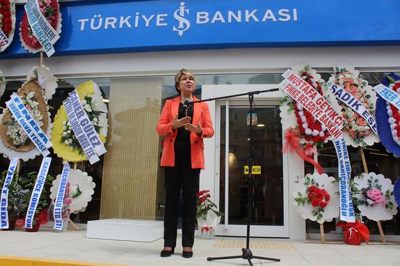 İş Bankası, Antalya Turunçova'da Tarım İhtisas Şubesi açtı